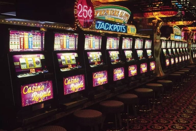 abcph slot game free spins promotion shown on a smartphone interface